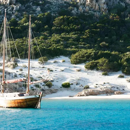 Toro Flat I 15' Palau, 30' Porto Cervo & Free Parking Apartment *